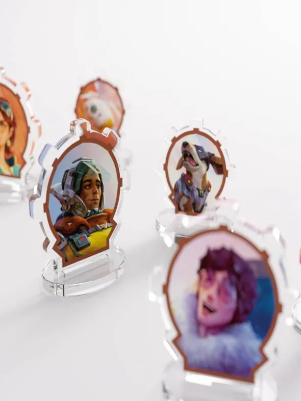 Altered: Premium Hero Standees - Axiom