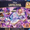 Puzzle: Disney Lorcana - Glimmers of the Realm: Amethyst (1000 Teile)